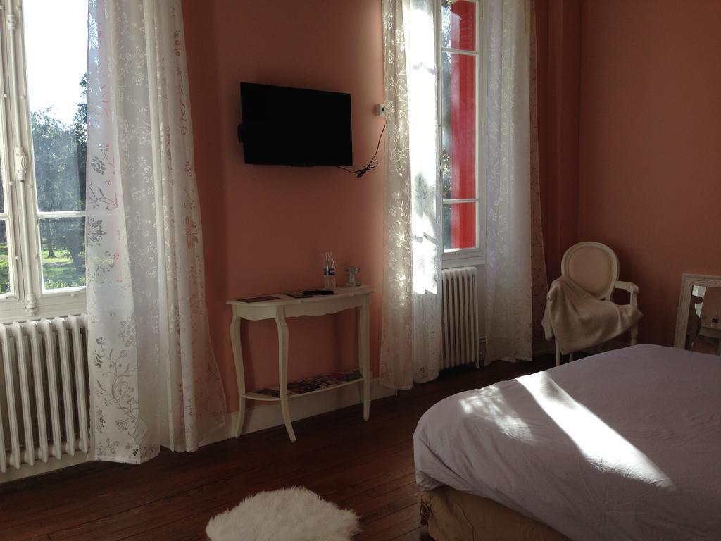 Les Chambres D'Hotes Du Domaine De Lugazaut Vielle-Soubiran Esterno foto